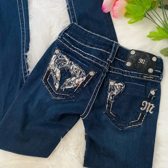 Miss Me Angel Wing Jeggings - Picture 4 of 10